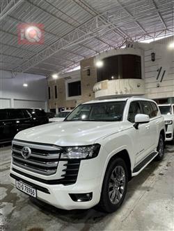 تويوتا لاندكروزر